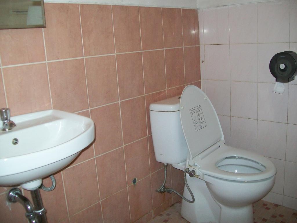Krowi Inn Surabaya Rom bilde