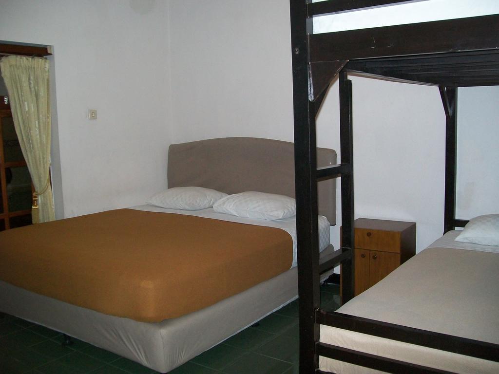 Krowi Inn Surabaya Rom bilde