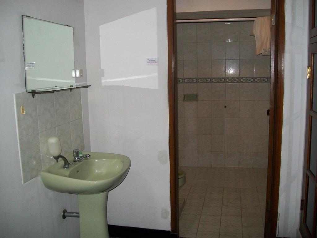 Krowi Inn Surabaya Rom bilde