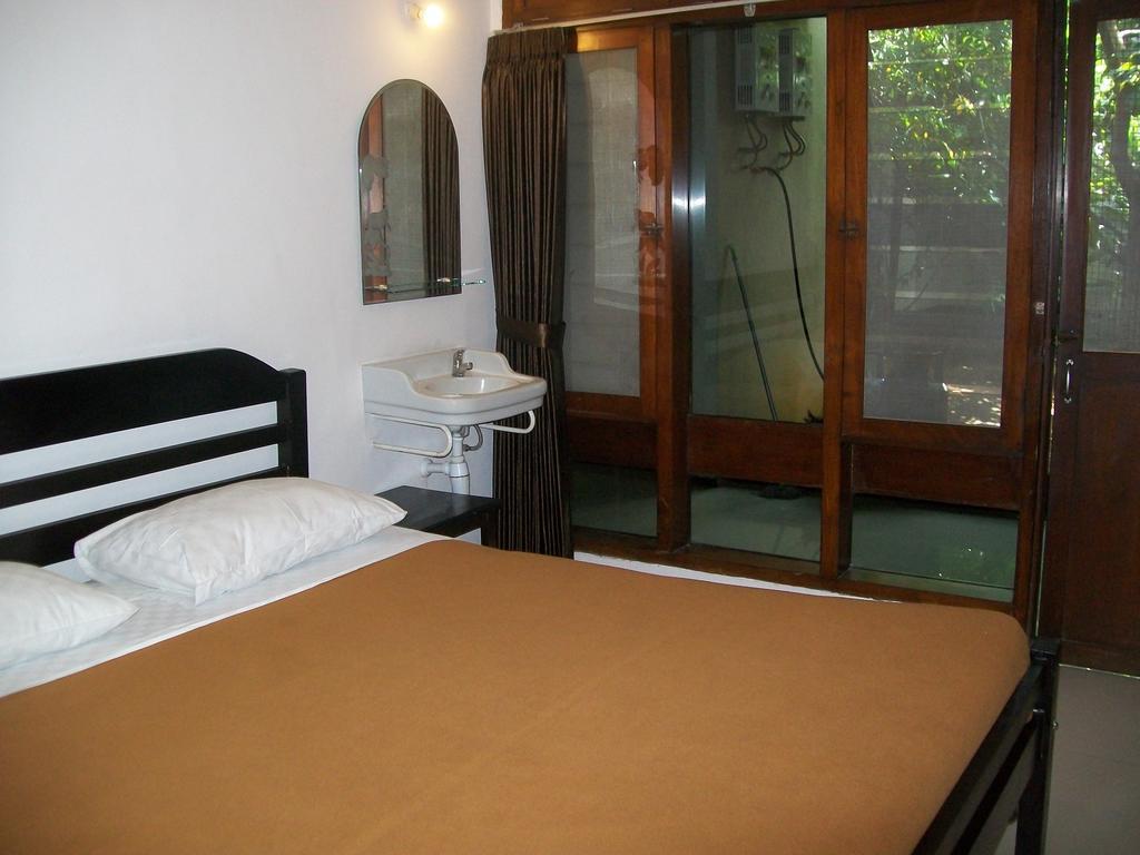 Krowi Inn Surabaya Rom bilde