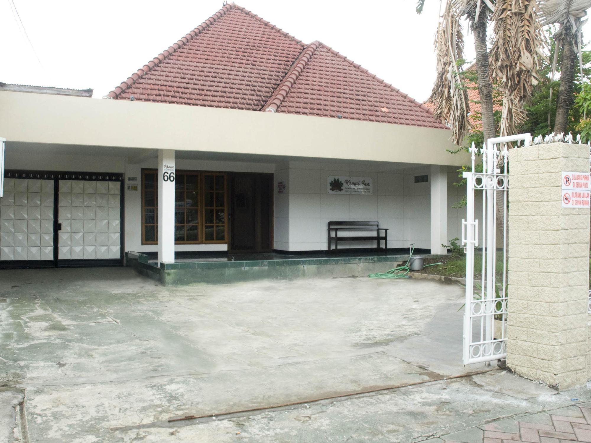 Krowi Inn Surabaya Eksteriør bilde