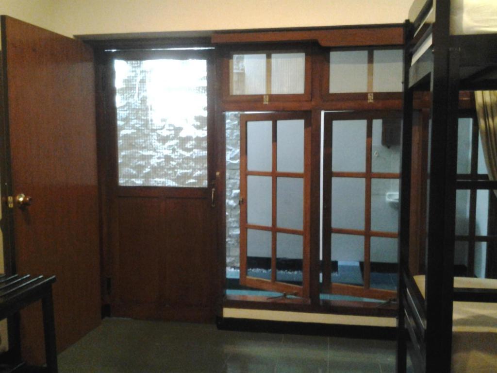 Krowi Inn Surabaya Rom bilde